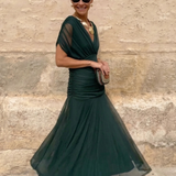 Luisa | Rochie lungă elegantă cu decolteu în V care evidențiază silueta