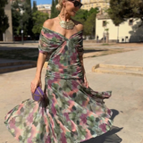 Luisa | Rochie lungă elegantă cu decolteu în V care evidențiază silueta