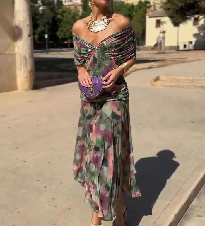 Luisa | Rochie lungă elegantă cu decolteu în V care evidențiază silueta