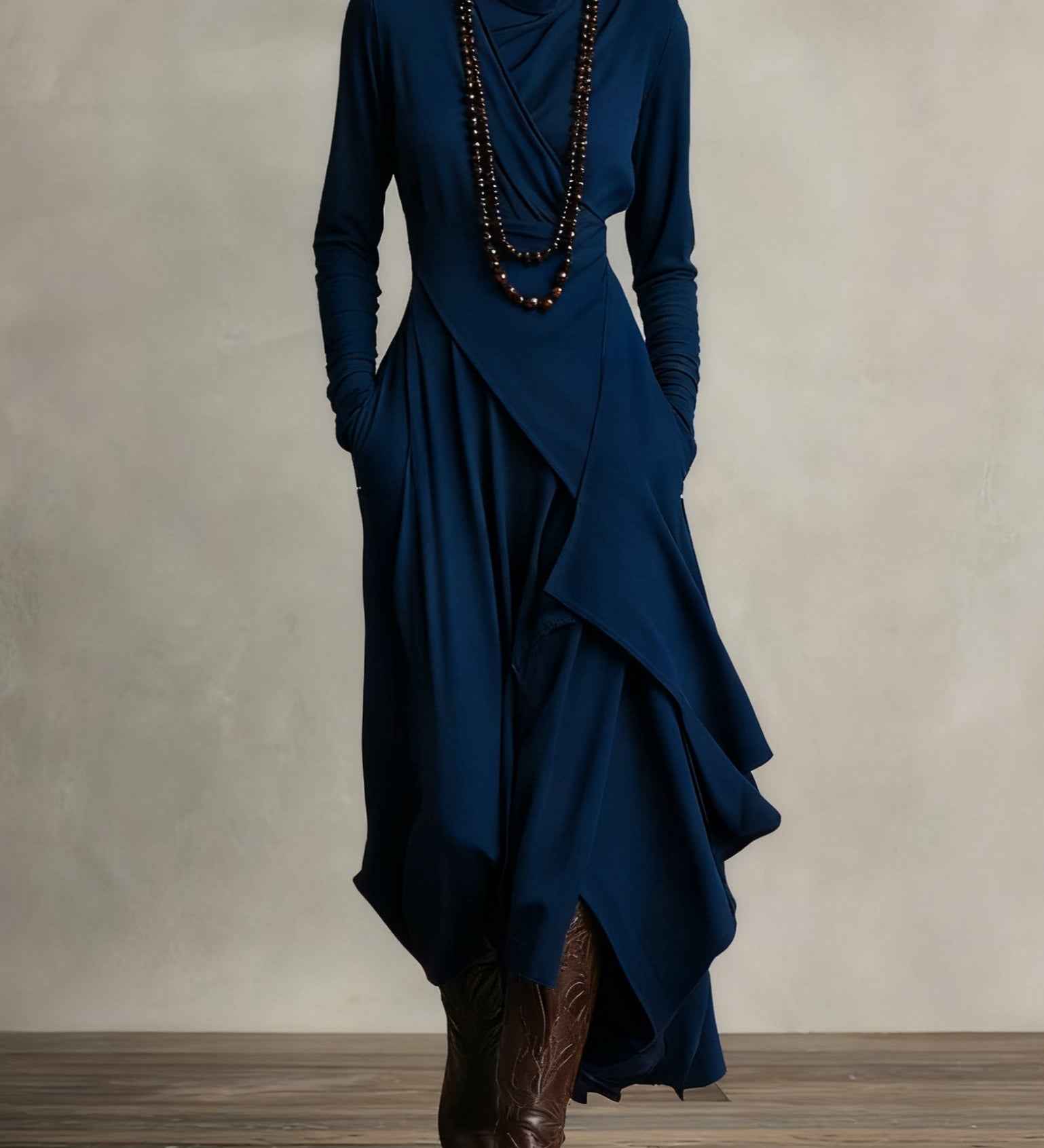 Doina | Rochie maxi plisată asimetrică cu guler înalt